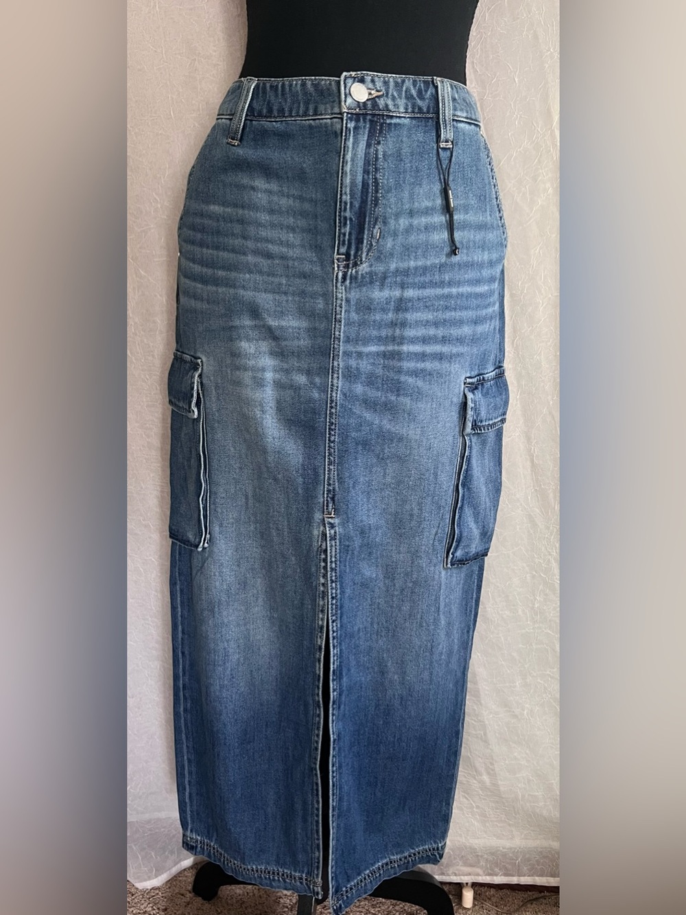 Liverpool denim midi skirt with slit cargo style
